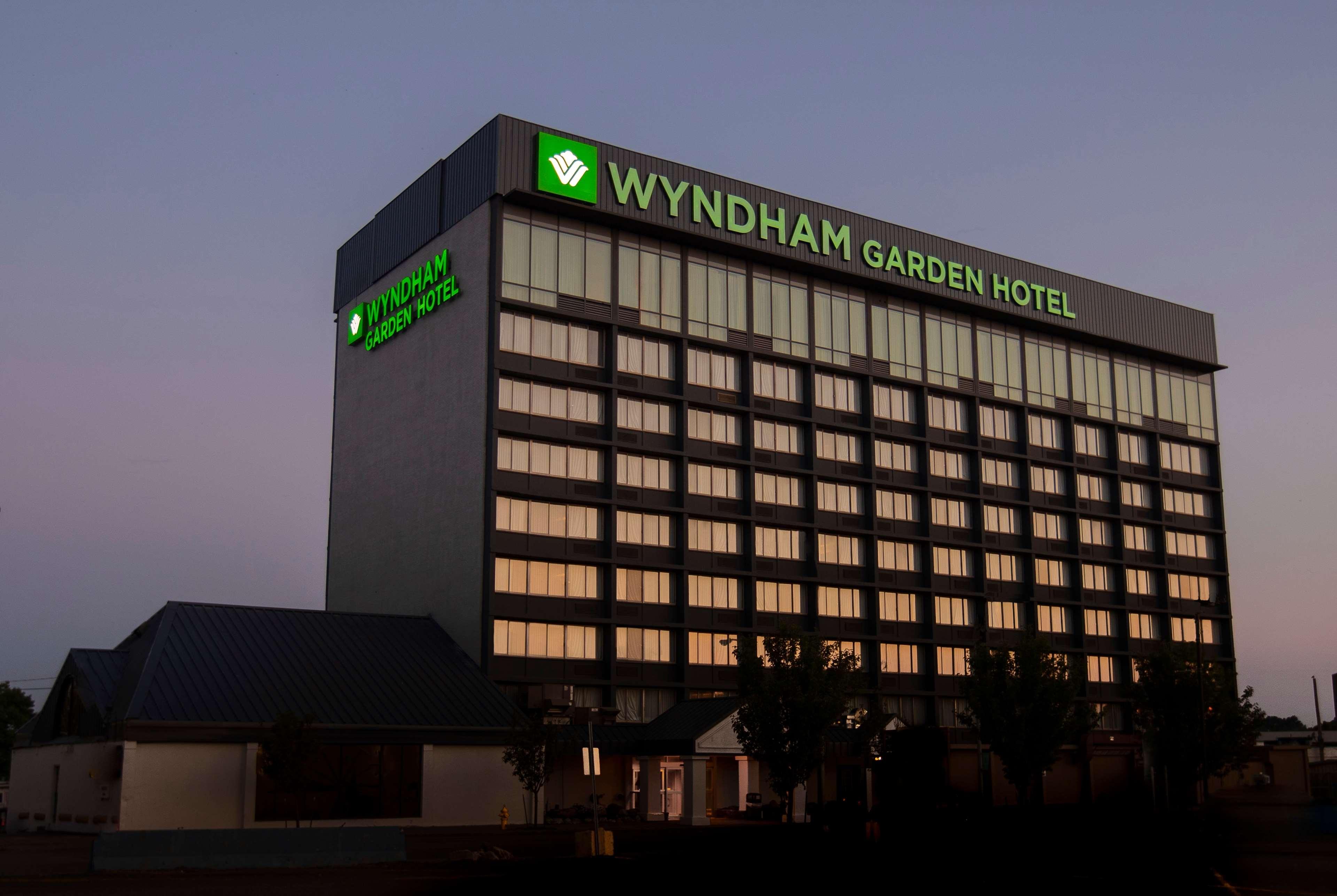 Wyndham Garden at Niagara Falls Hotell Exteriör bild